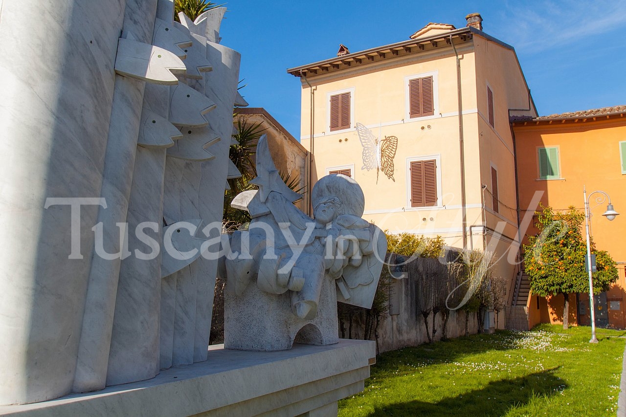 Apartment Pietrasanta C. Storico-Casa Sara-19