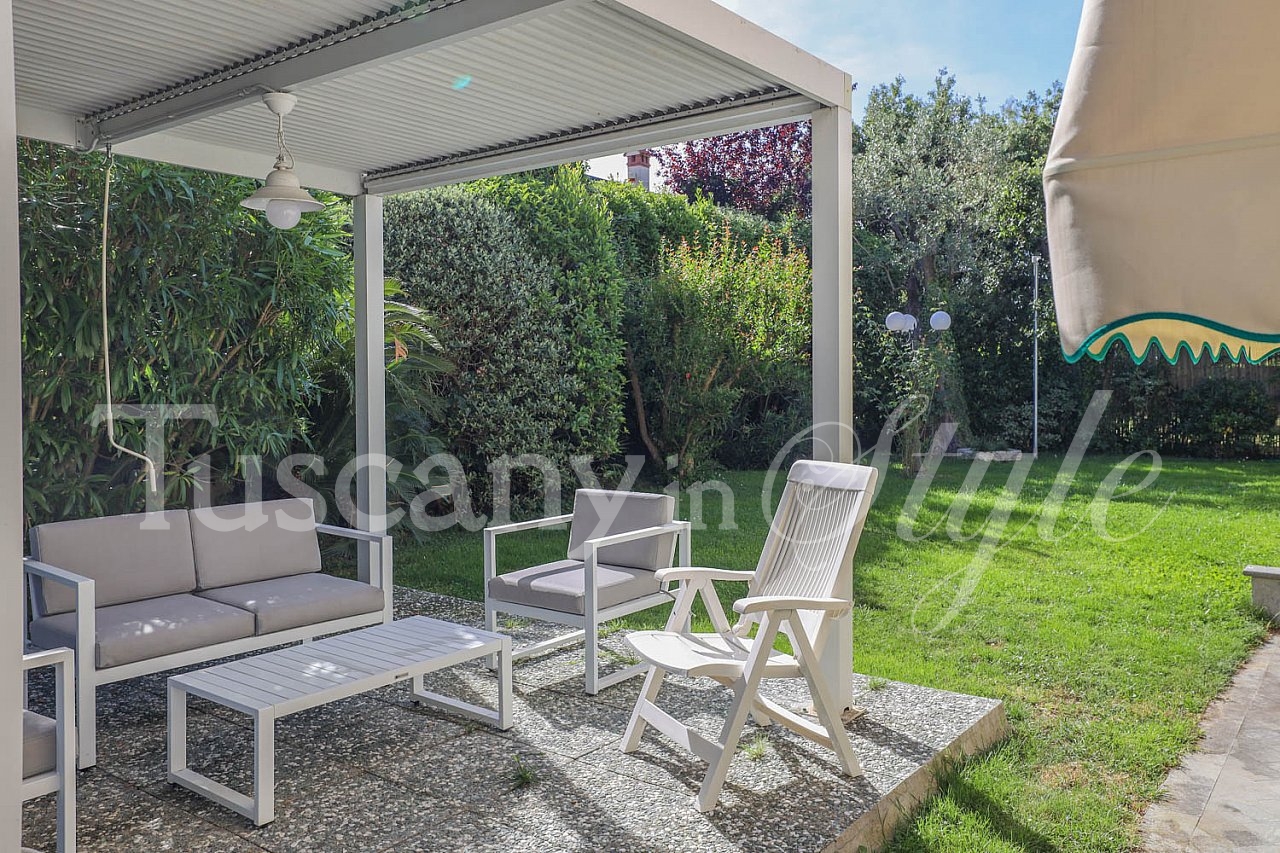 Villa Forte dei Marmi-Villa Allende-2