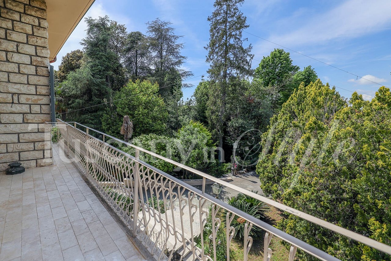 Apartment Pietrasanta-Margherita Penthouse-13
