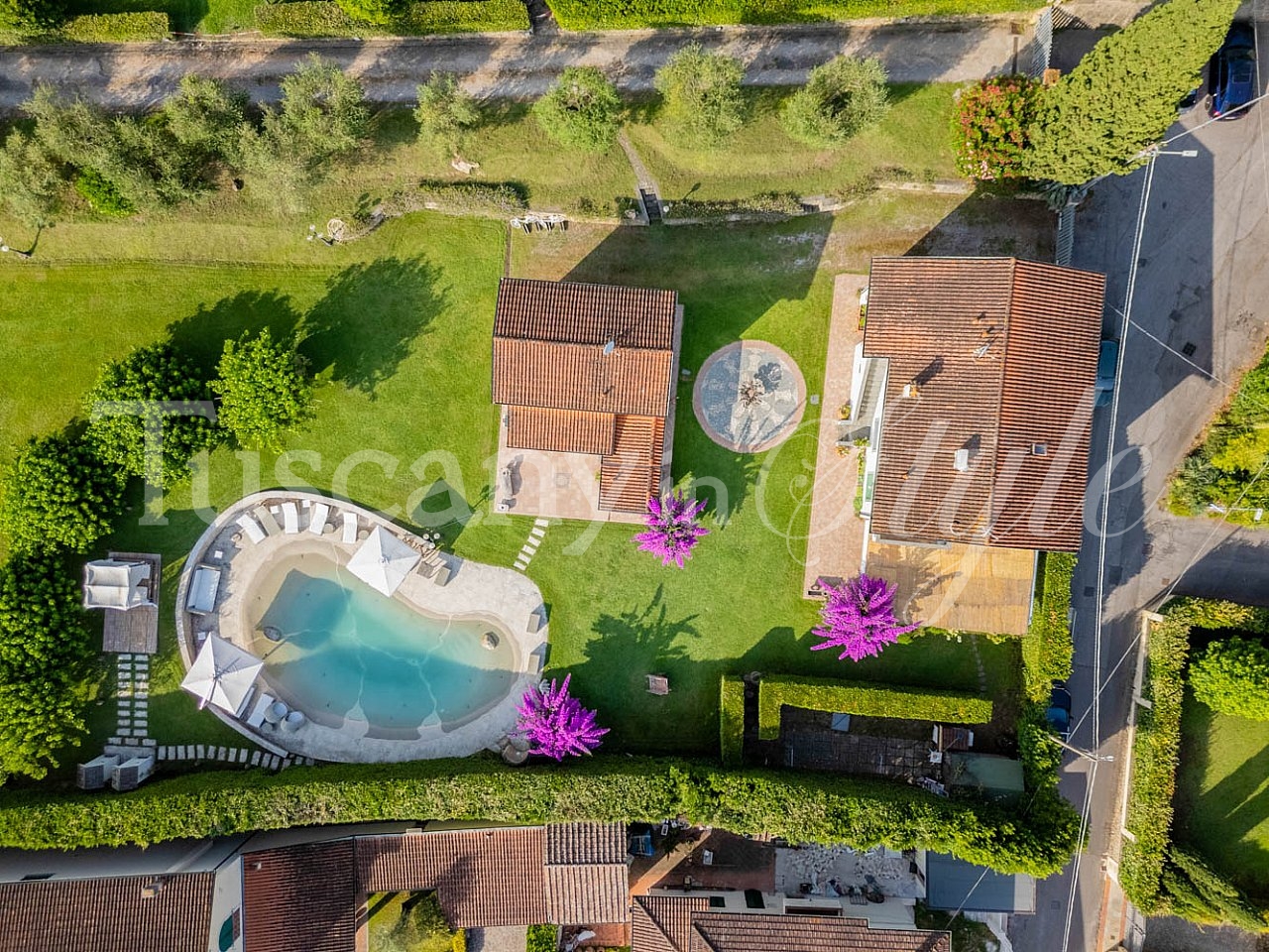 Villa Pietrasanta-Houses Cittàgiardino-0