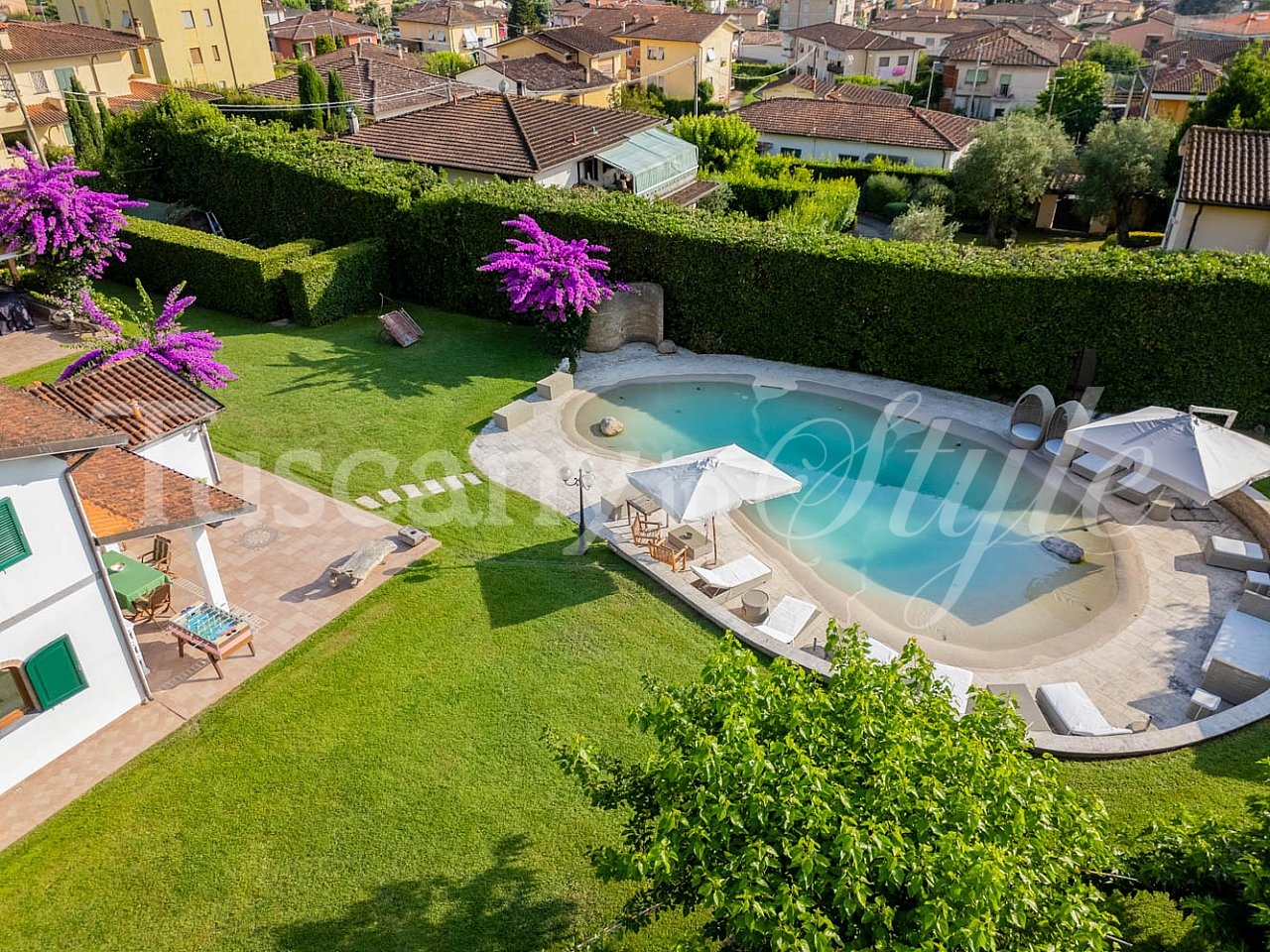Villa Pietrasanta-Villino Marjorie-1