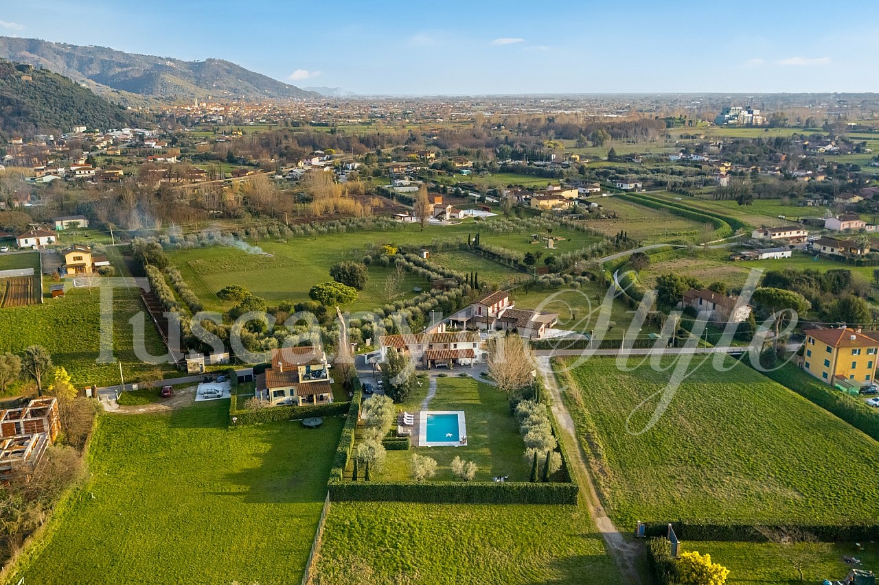 Villa Pietrasanta-Villa Liméa-3
