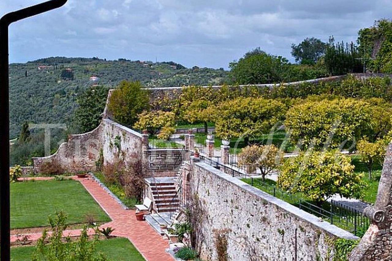 Villa Camaiore-Country house with pool and gardens-5